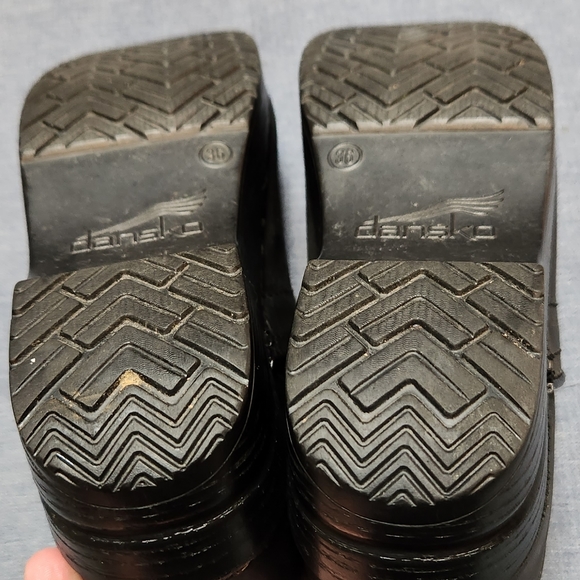 Black Dansko Clogs - Picture 8 of 11